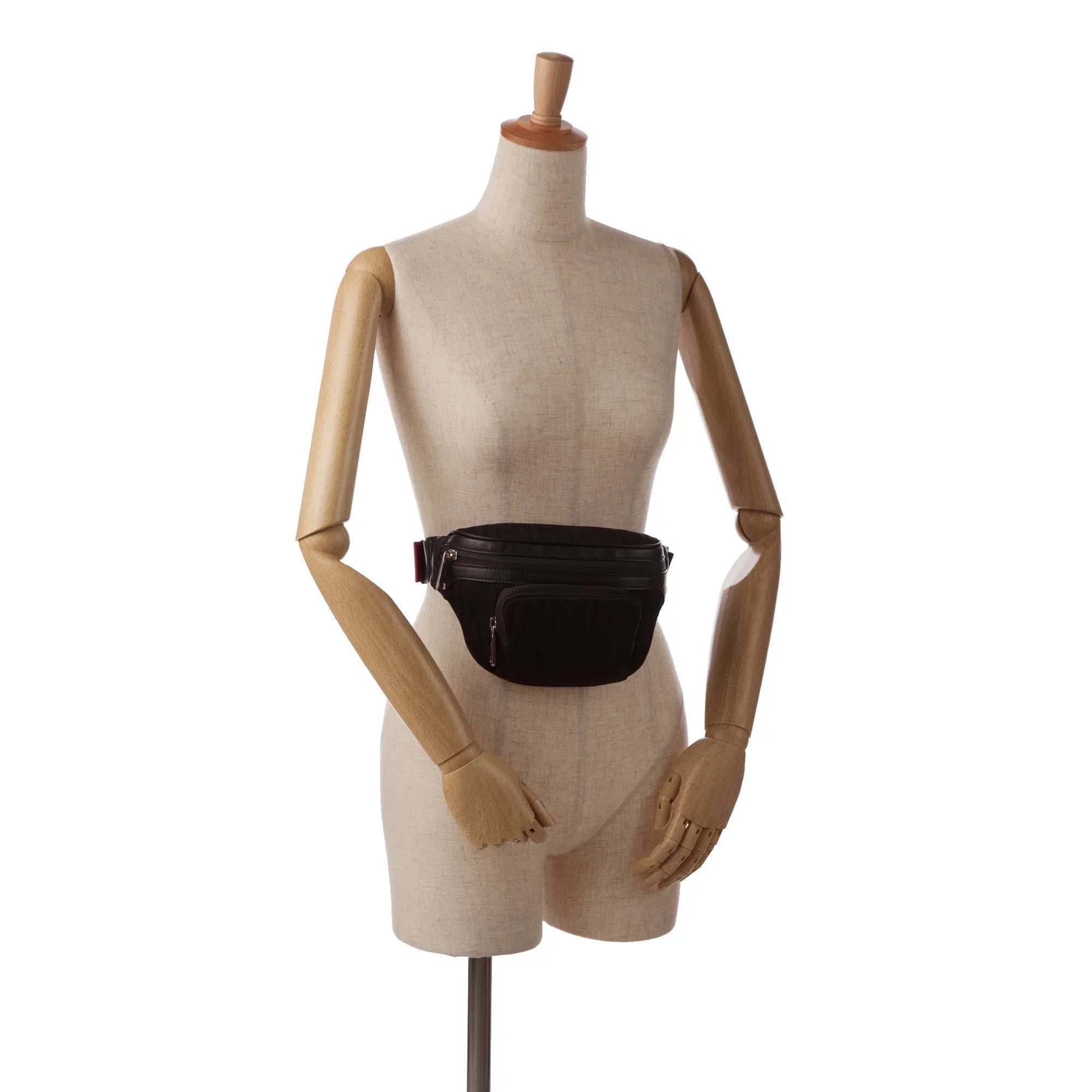 Pre-Owned Authenticated Fendi FF Neoprene Vitello Grace Perated Pocket Belt Bag Knit Fabric Black Unisex (Good)