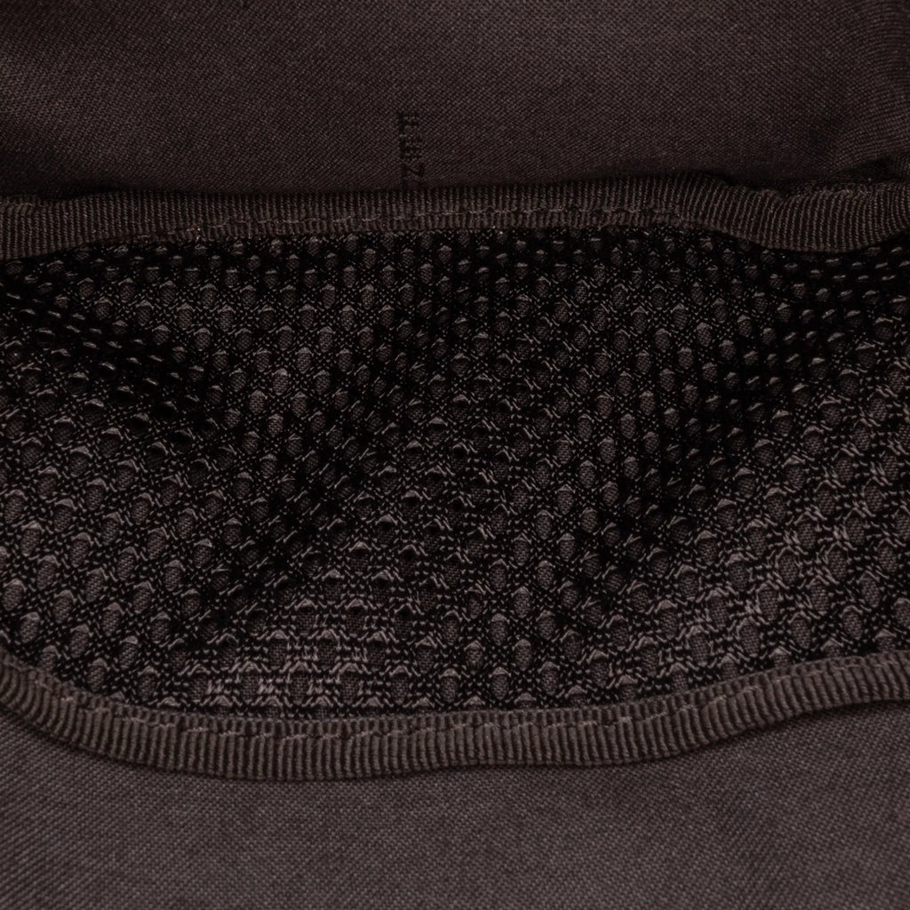Pre-Owned Authenticated Fendi FF Neoprene Vitello Grace Perated Pocket Belt Bag Knit Fabric Black Unisex (Good)