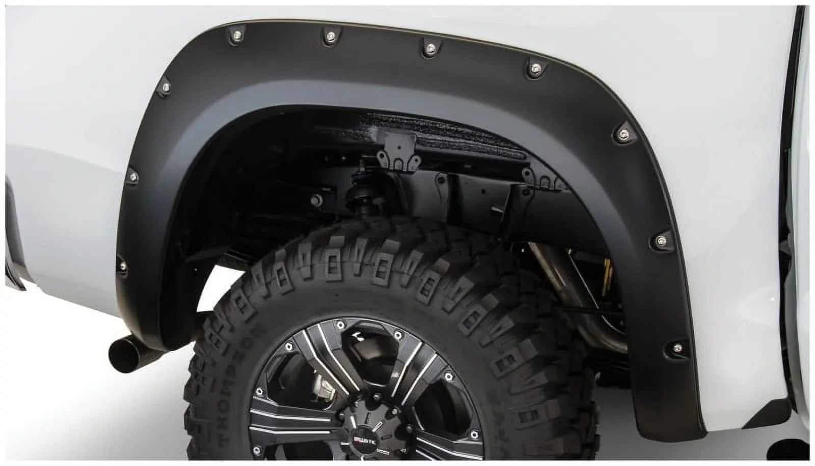 Bushwacker by RealTruck 07-13 Toyota Tundra Fleetside Pocket Style Flares 2pc 66.7/78.7/97.6in Bed - Black with select: 2010 ,2013 Toyota Tundra Crewmax SR5