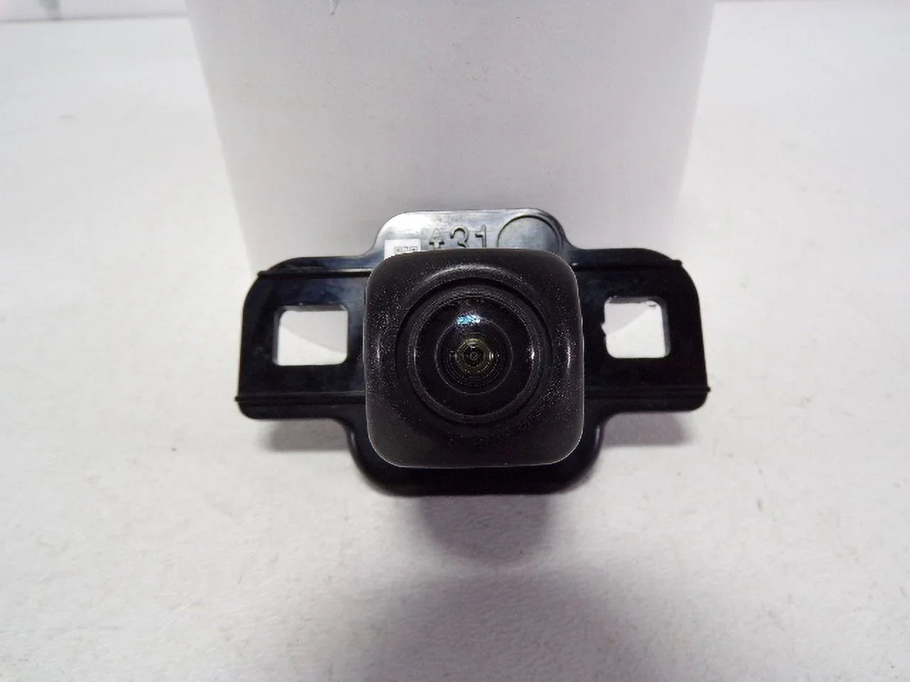 Pre-Owned 19-22 Toyota Rav4 Rear View Backup Camera OEM LKQ (Good)