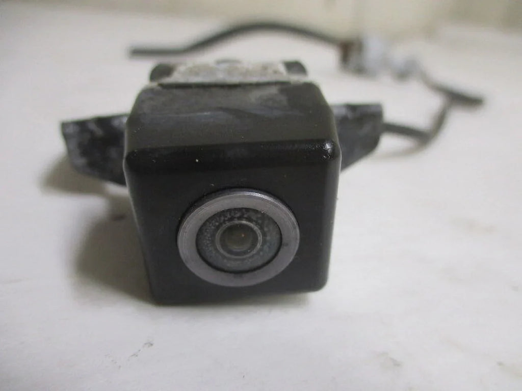Pre-Owned Hyundai Sonata Back Up Rear View Camera OEM LKQ (Good)