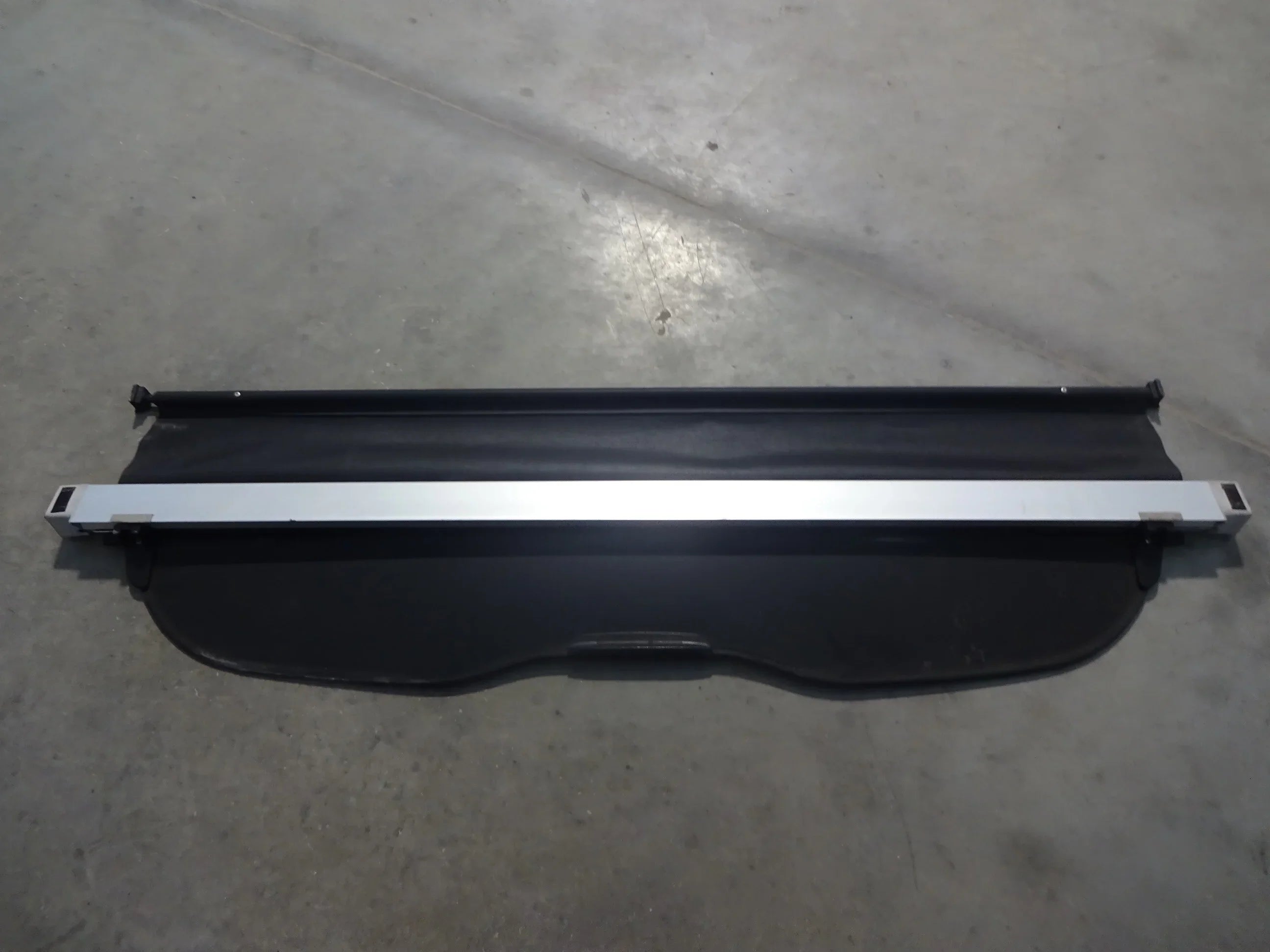 Pre-Owned 2012 Subaru Forester Rear Grey Retractable Cargo Shield OEM (Good)