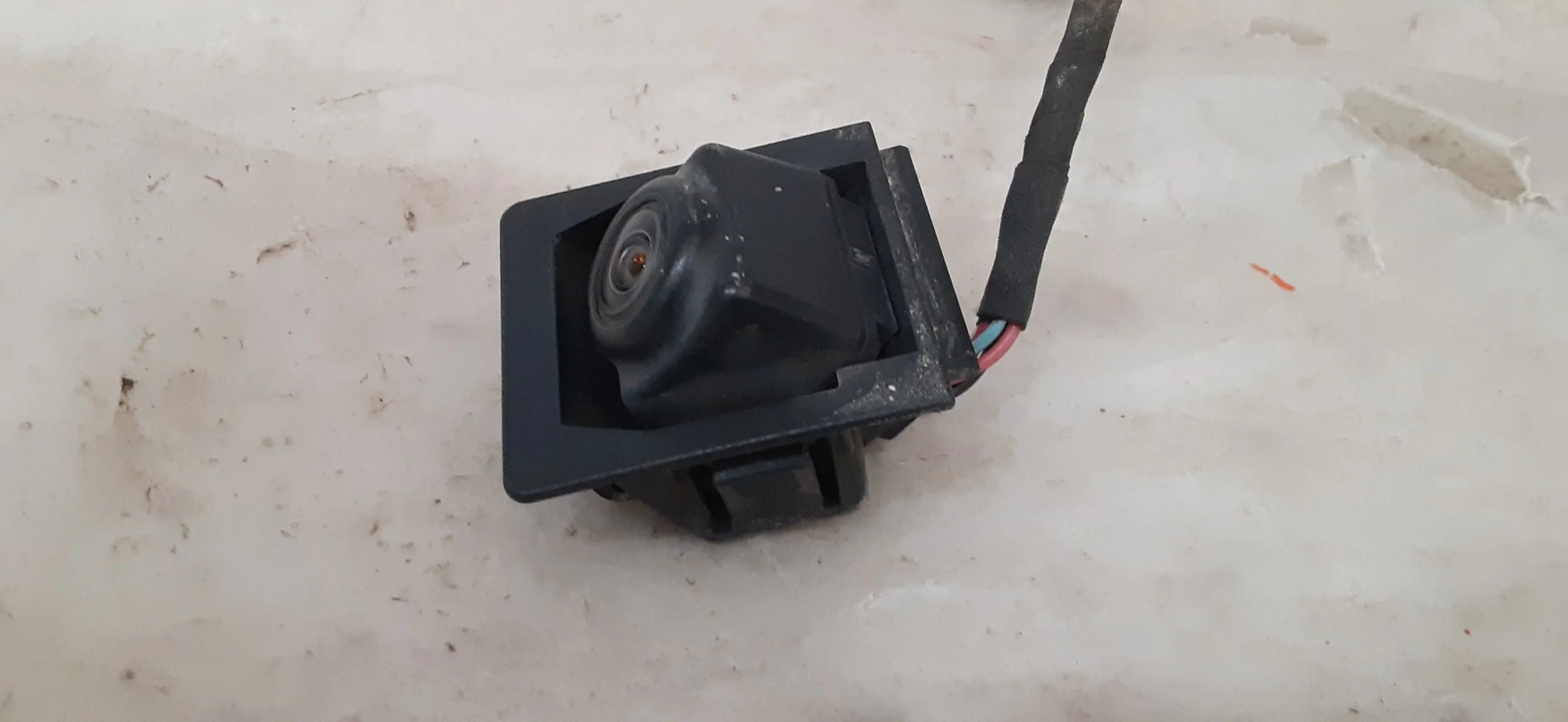 Pre-Owned 16 17 Chevrolet Camaro Rear View Back Up Camera OEM LKQ (Good)
