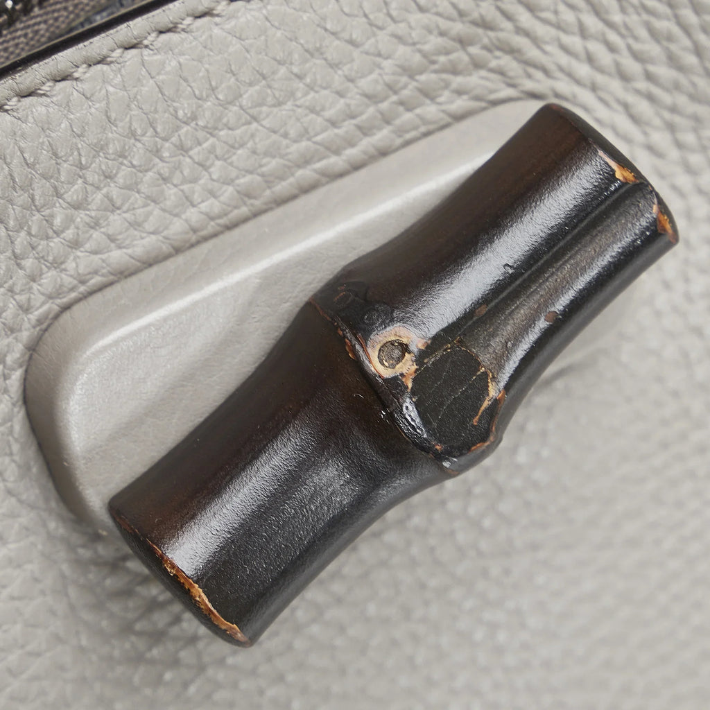 Pre-Owned Authenticated Gucci Medium Bamboo Daily Calf Leather Gray Satchel Unisex (Good)