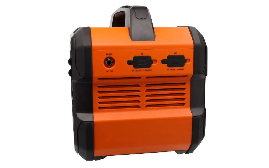 Generac 8025 Power Station 1600/3200 Watts 1086Wh Battery Powered Portable Generator - Solar Panel Charging