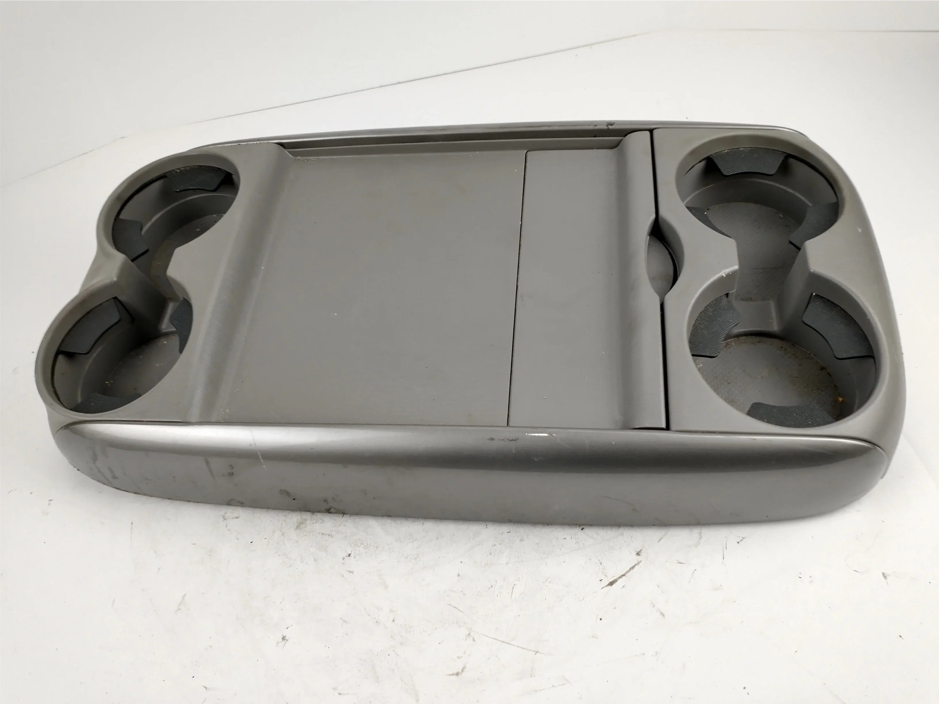 Pre-Owned 04 05 06 07 08 09 10 Toyota Sienna Center Console Tray Cup Holder OEM (Good)
