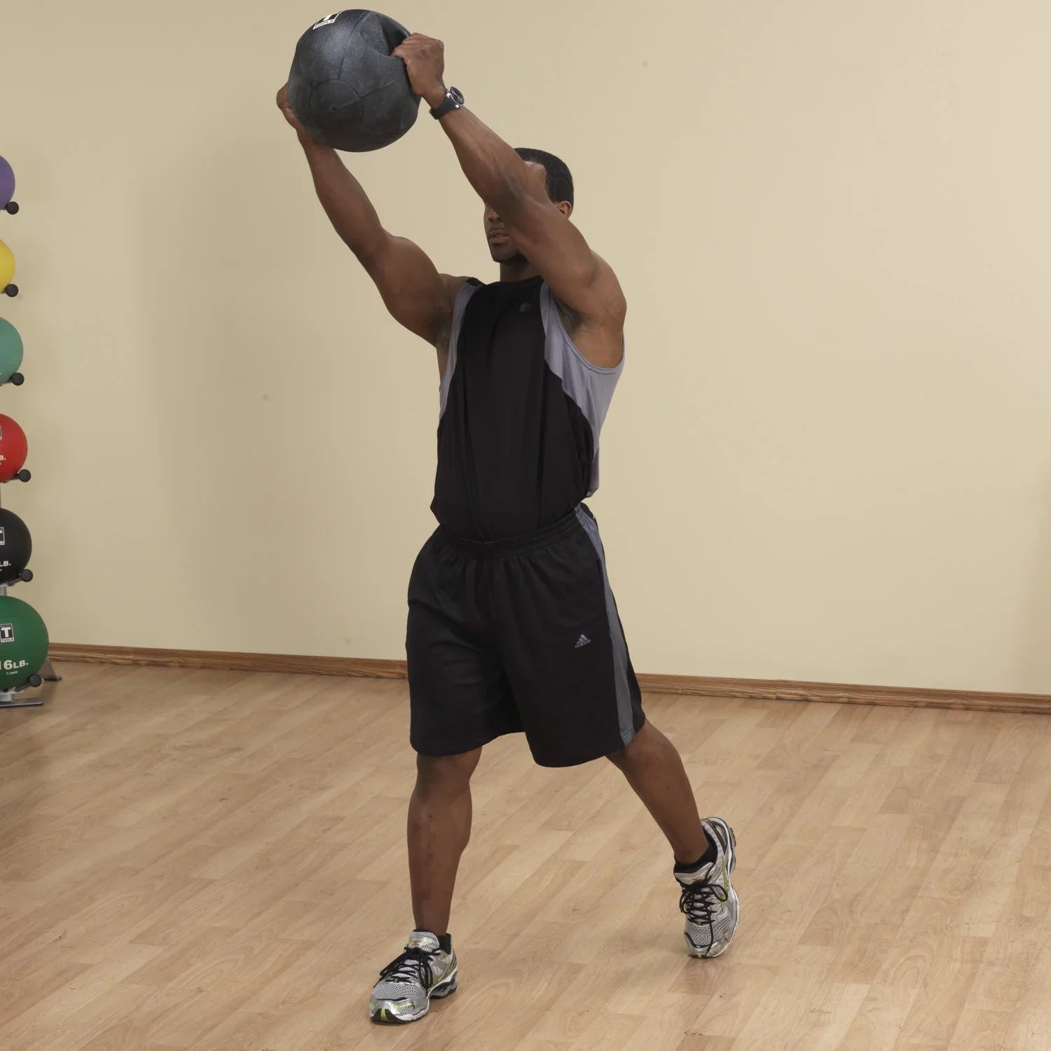 BSTDMB14 14lb BLack Dual Grip Medicine Ball