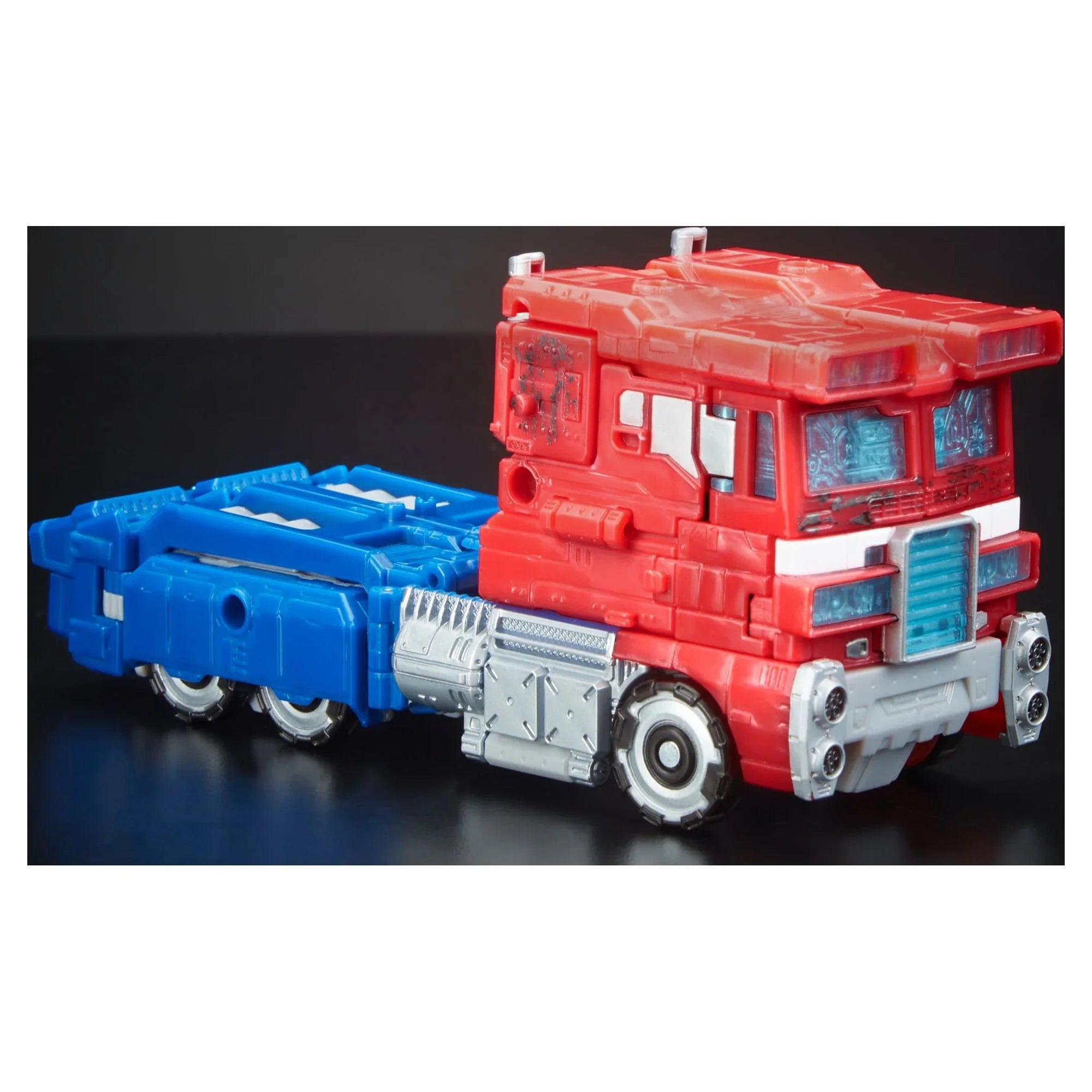 Transmers Generations Siege Voyager Class WFC-S11 Optimus Prime