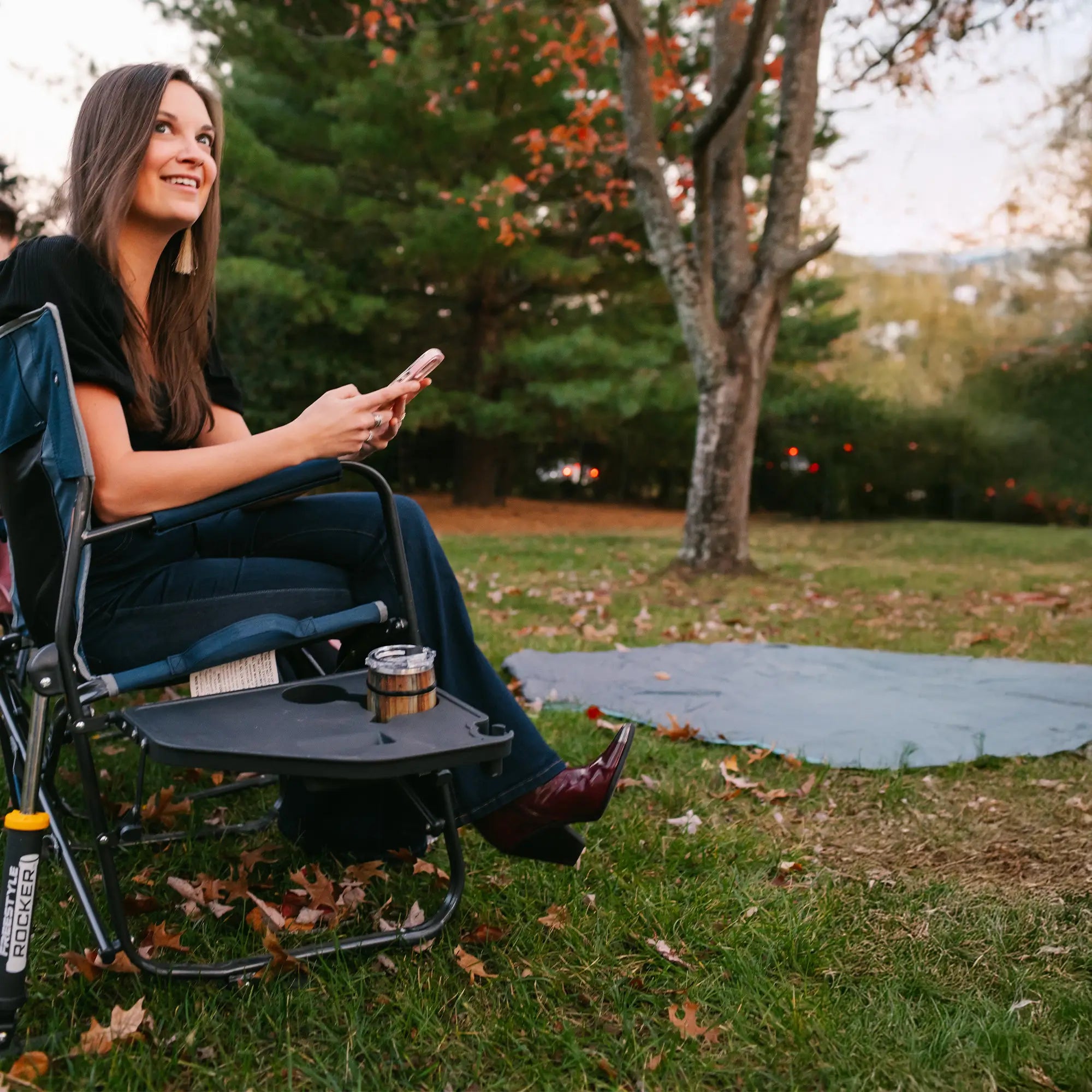 Freestyle Rocker™ with Side Table | Cut UQ21