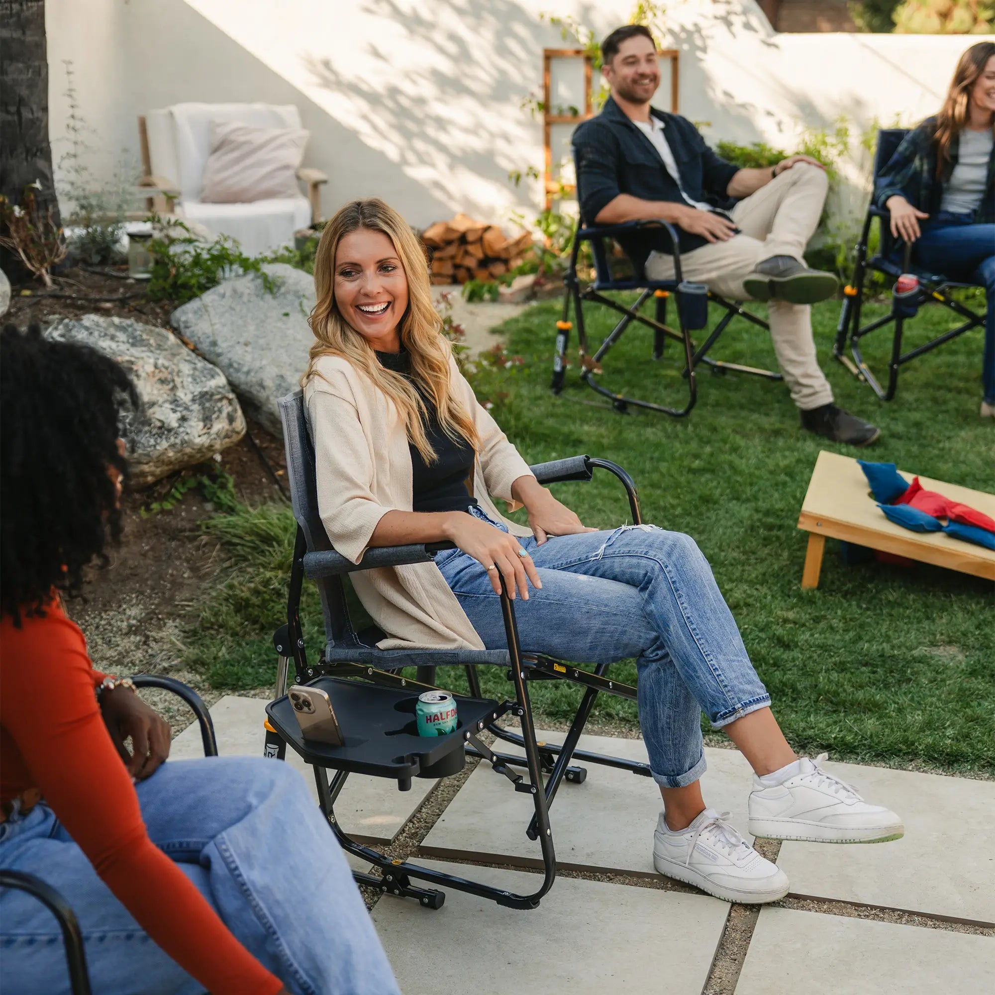 Freestyle Rocker™ with Side Table | Cut UQ21